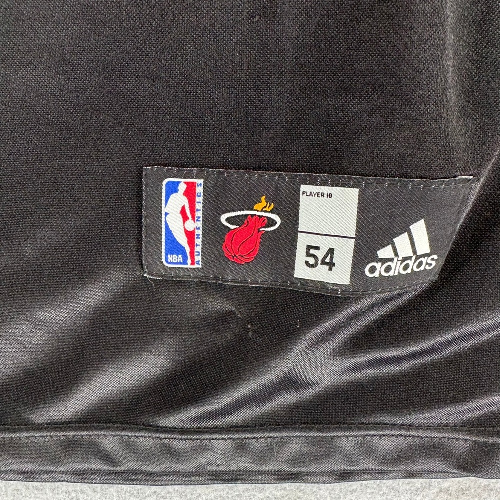 Adidas NBA Miami Heat Lebron James Jersey #6 Black SZ 54 NWT Streetwear Ball - Picture 5 of 11